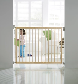 Comment puisje créer une barrière pour bébé pour les escaliers